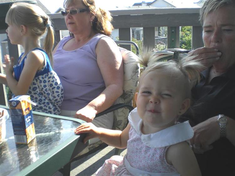 Bekah - Nicky - Abi - Linda